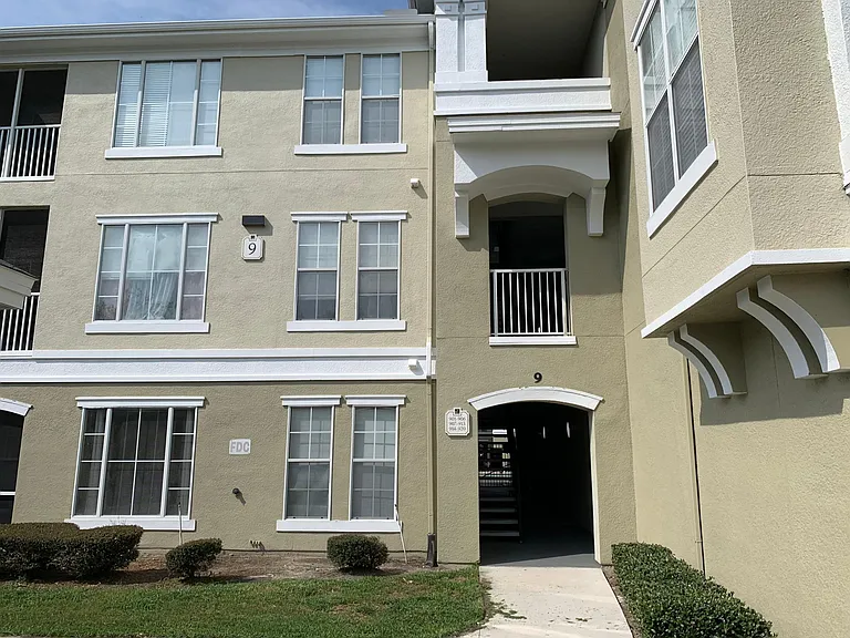 8290 Gate Pkwy W #910 — Photo 6