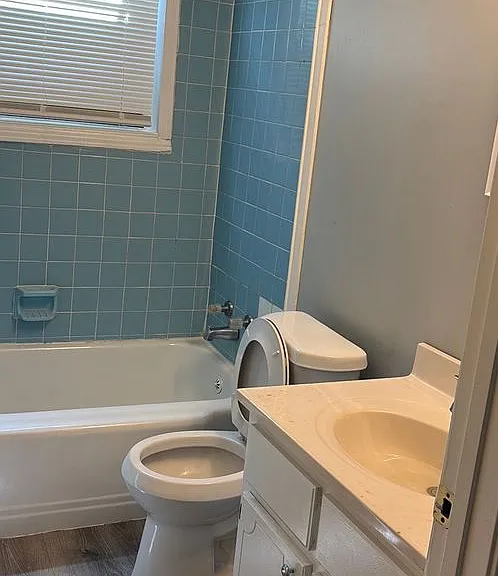 442 Jacklyn Ave — Photo 6