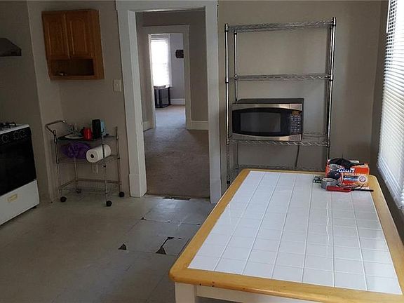 3rd image of 1792 E 32nd St