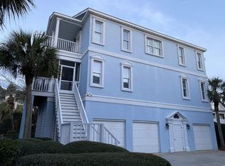 25 Charlestowne Ct, Pawleys Island, SC 29585