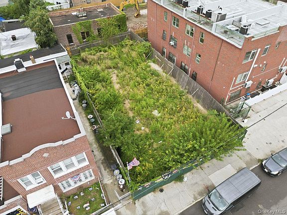 5th image of 6710 15th Avenue