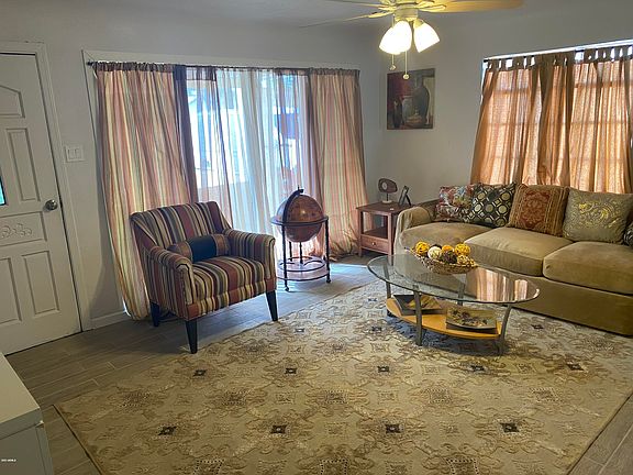 3rd image of 404 N Morrison Ave