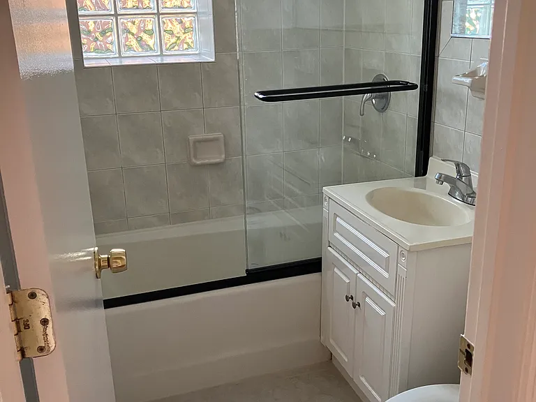 32 Woodcliff Ave #A3 — Photo 10