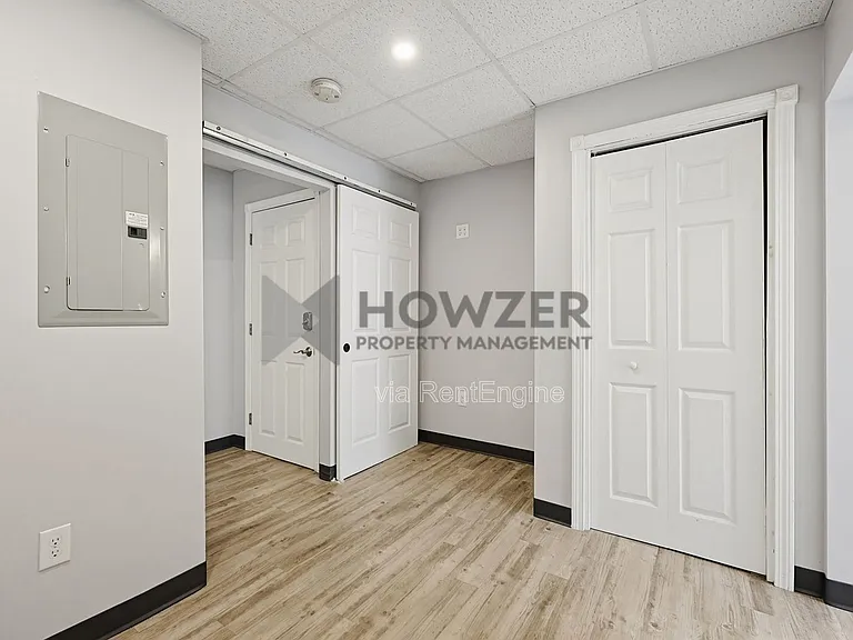 127 Park St #10 — Photo 7