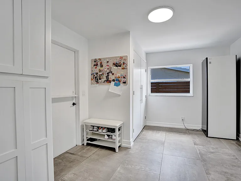 1201 SW 28th Ave — Photo 46