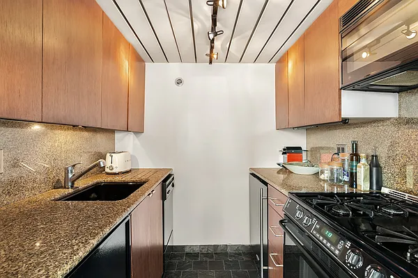 Sold by Compass | media 15