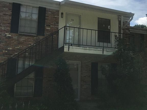 2nd image of 3820 Fairfield Ave Unit 90