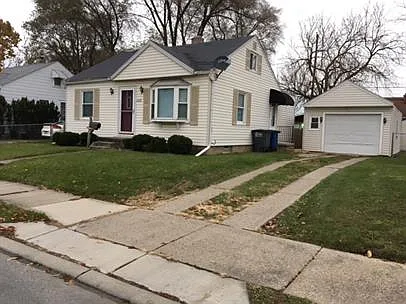 4418 Packard Rd — Photo 1