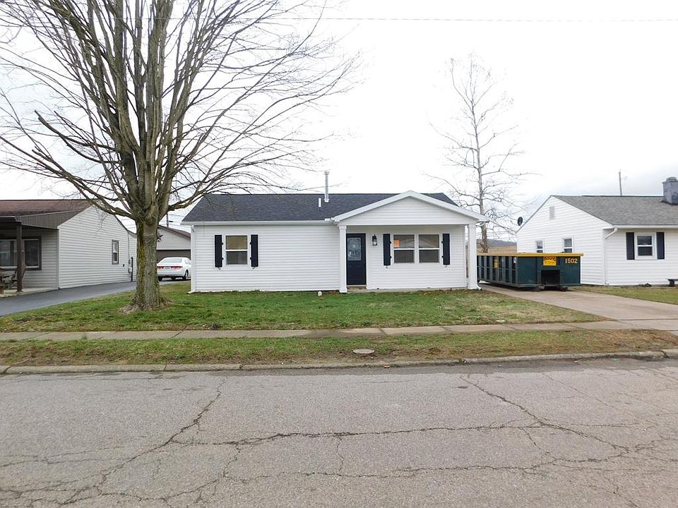 1st image of 208 Saint Marys Ln