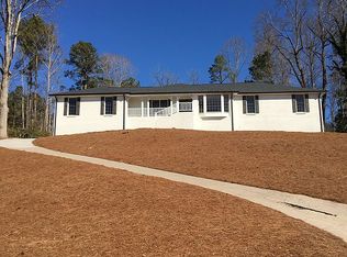 800 Oakhaven Dr, Roswell, GA 30075