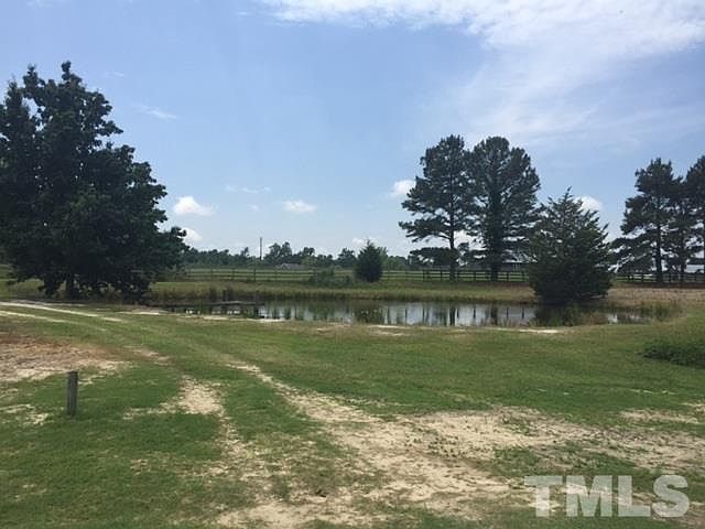 2nd image of 550 Mabry Rd