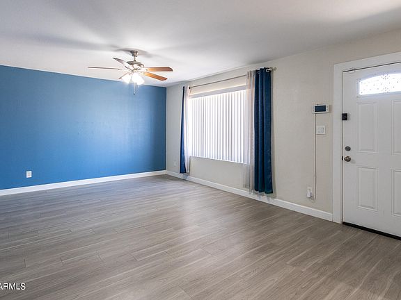 4th image of 5421 W WILSHIRE Drive
