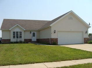 564 Iowa Dr, Lowell, IN 46356