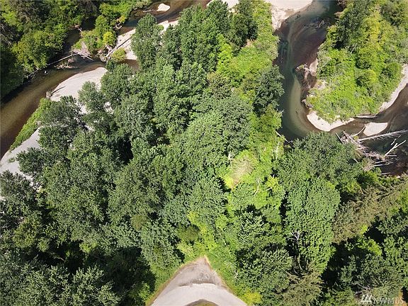 5th image of 9907 416th Ave SE