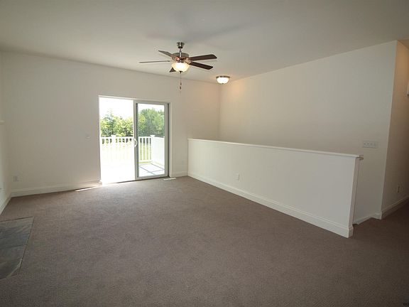 3rd image of 9 Ver Planck Ln