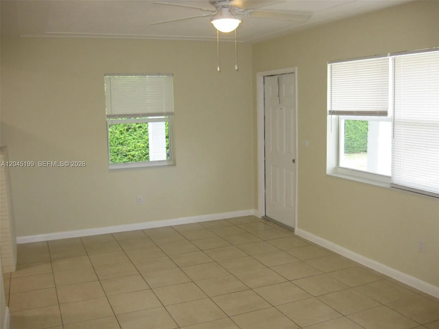 3 bed, 1.0 bath, $2,700 — Photo 4