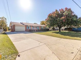 216 Todd Cir, Warner Robins, GA 31088