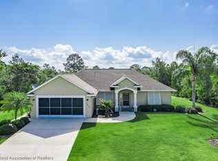 102 Delta Ave NW, Lake Placid, FL 33852