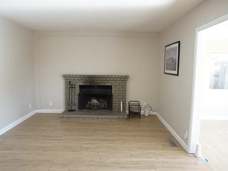 392 Duperu Dr — Photo 7
