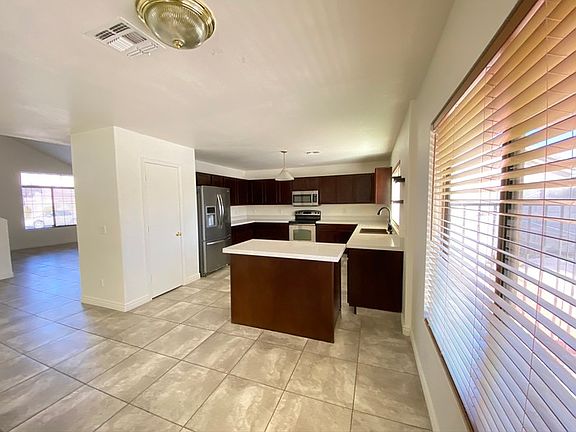 5th image of 13017 W Crocus Dr