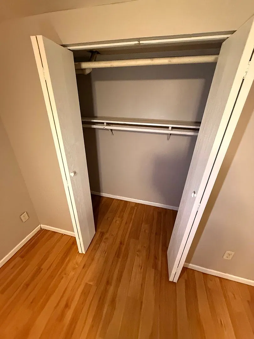 3718 Oakland Ave S — Photo 4