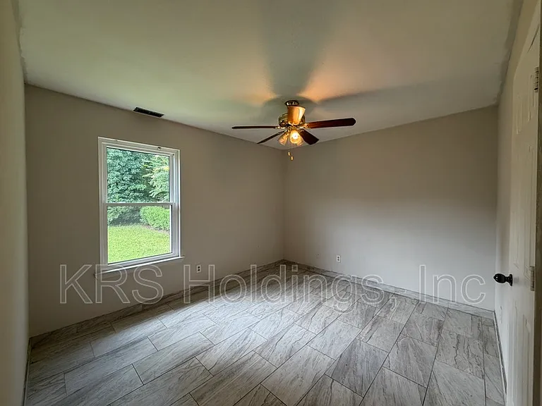 5445 Indian River Rd — Photo 6