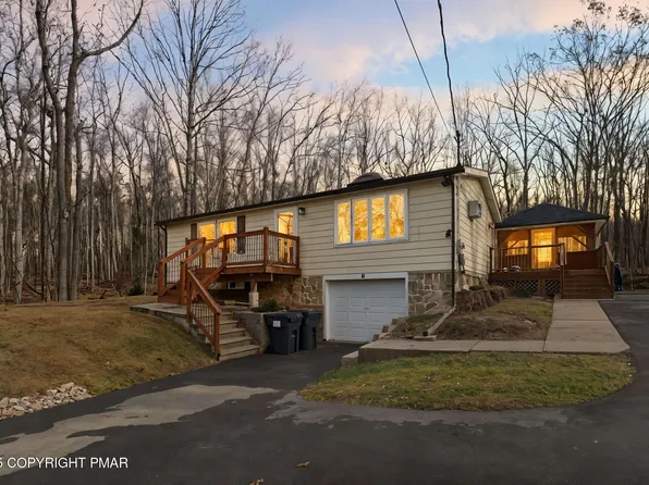 364 Welcome Lake Rd, Beach Lake, PA 18405