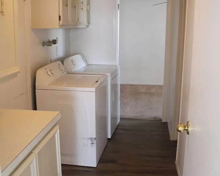 3000 Park North Dr — Photo 13