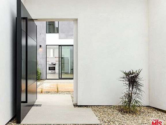 2nd image of 8623 Higuera St