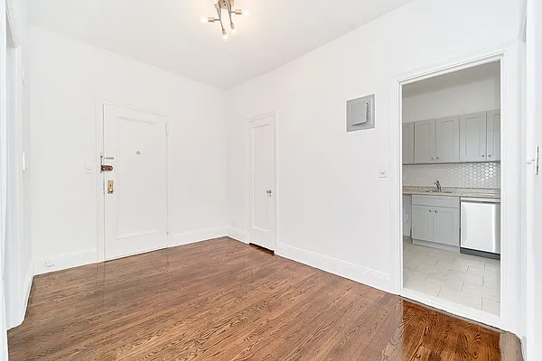 Rented by Living New York | media 30