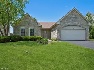 184 Stillwater Dr, Hainesville, IL 60030