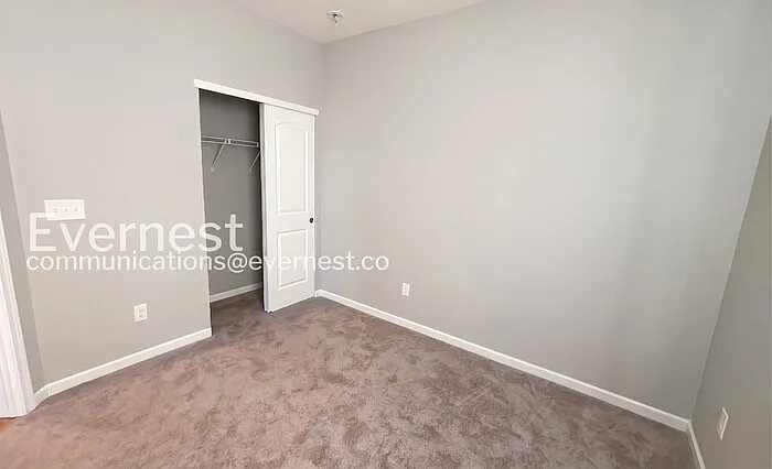 89 Hutchison St — Photo 10