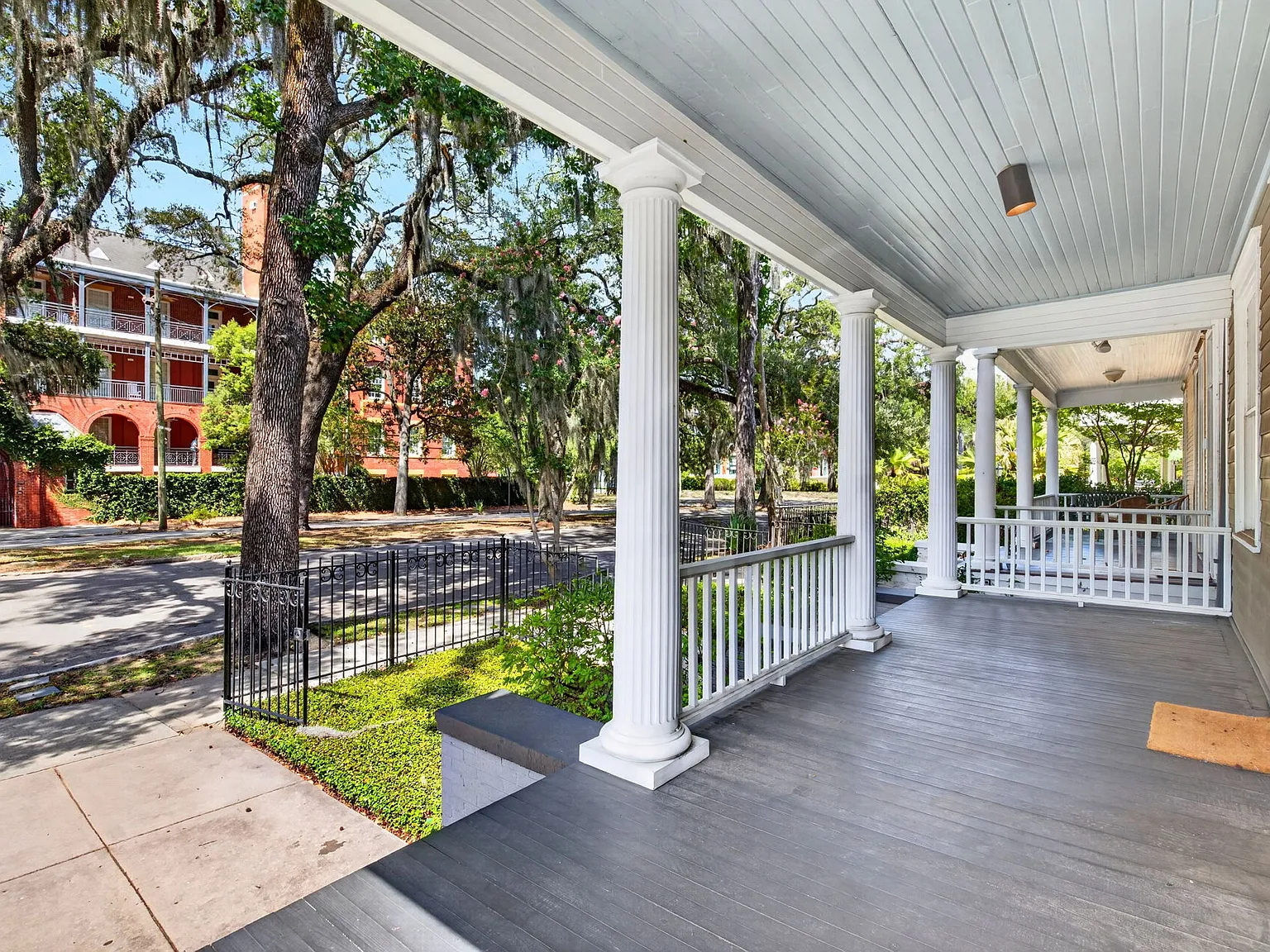 3 bed, 1674 sqft, $2,900 — Photo 3