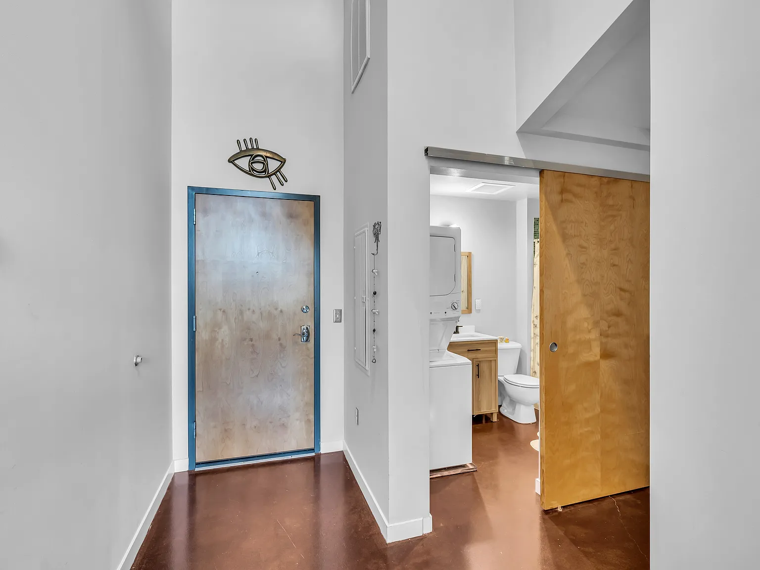 2 bed, 830 sqft, $2,750 — Photo 3