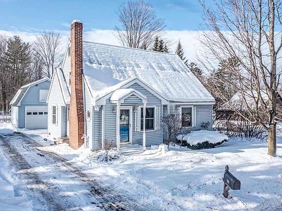 2nd image of 1016 Main Street