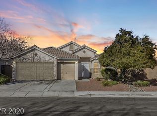 9206 Angel Forest Ave, Las Vegas, NV 89178