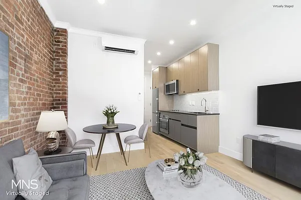 Rented by MNS Marketing | media 34