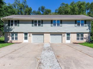 105 Baker St, Buckner, MO 64016
