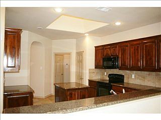 5th image of 524 Baverton Ln