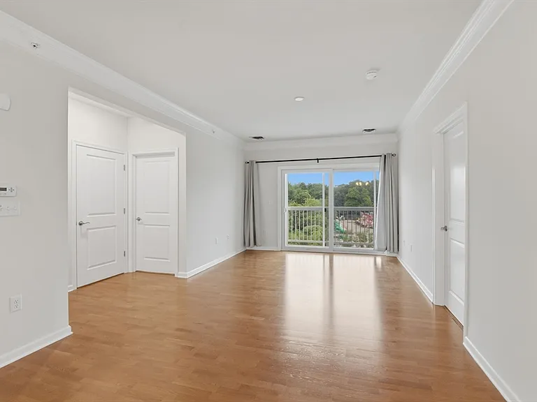 110 Trotter Rd #401 — Photo 11