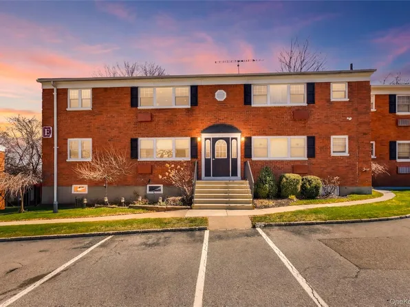 1879 Crompond Road #E4, Peekskill, NY 10566