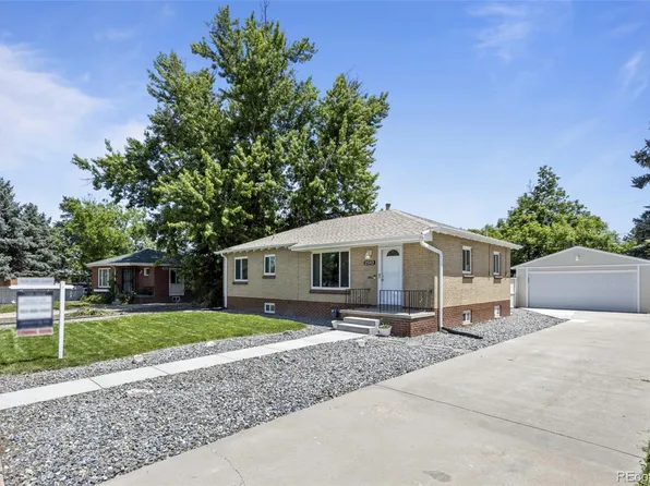 2582 S Uno Way, Denver, CO 80219
