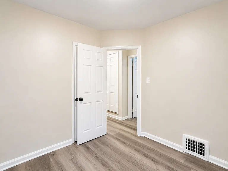12719 Wade St — Photo 16