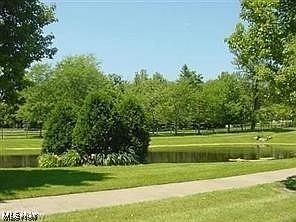 4th image of 14706 Steeplechase Dr