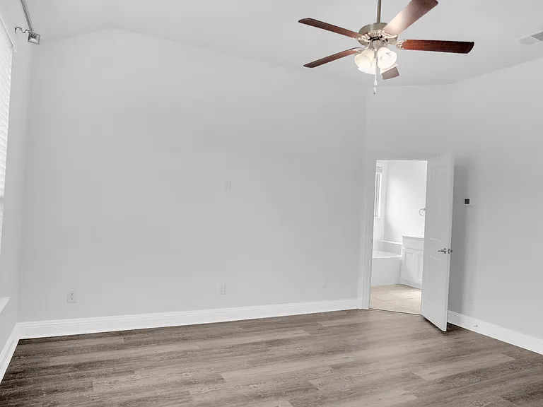 1520 Summit View Ln — Photo 23