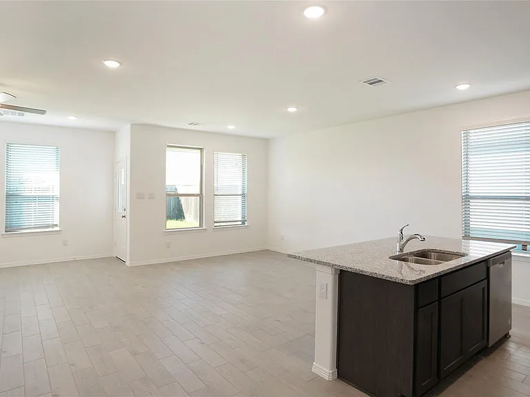 25810 Northpark Pine Dr — Photo 10