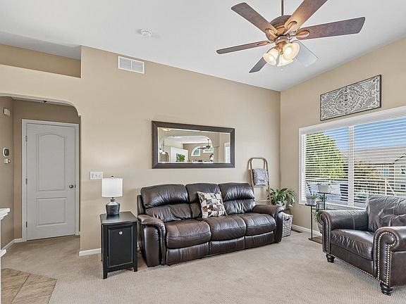 5th image of 8905 W Silver Hollow Ct
