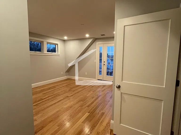 19 Shepard St #3A — Photo 9