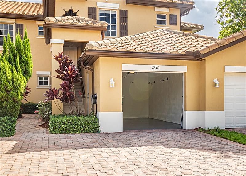 1st image of 8344 NW 127th Ln #26-F