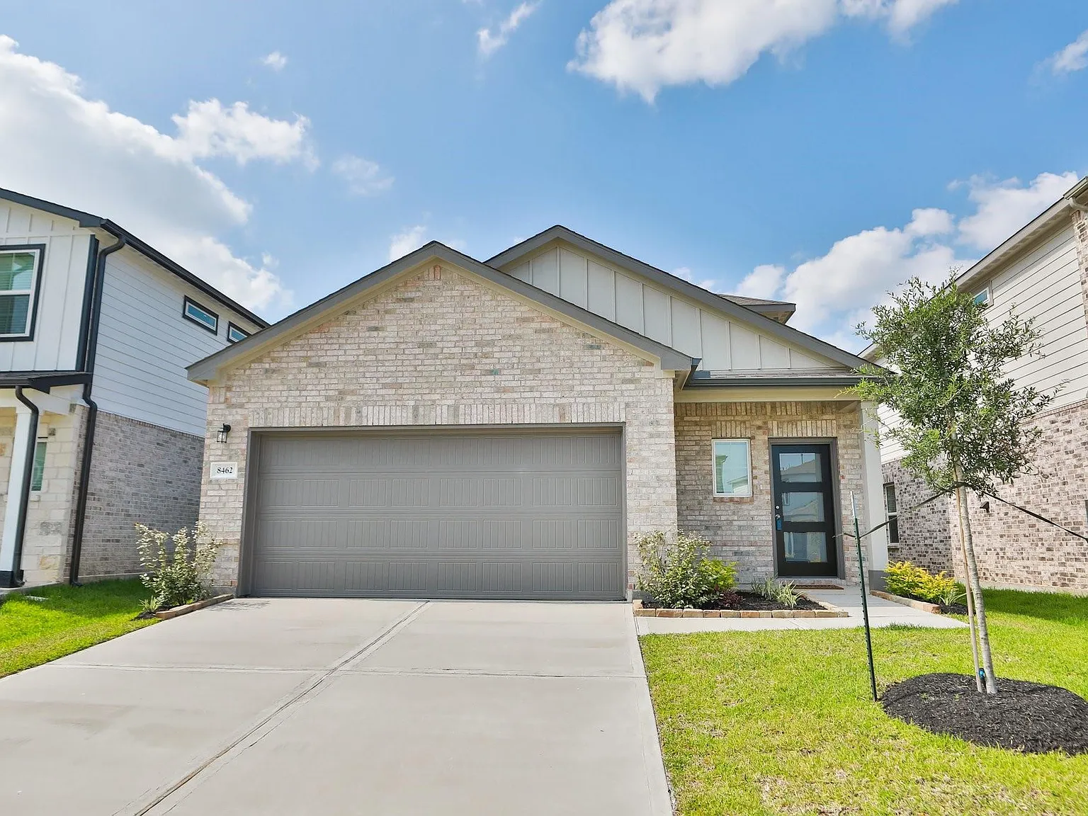 4 bed, 3.0 bath, $2,350 — Photo 3